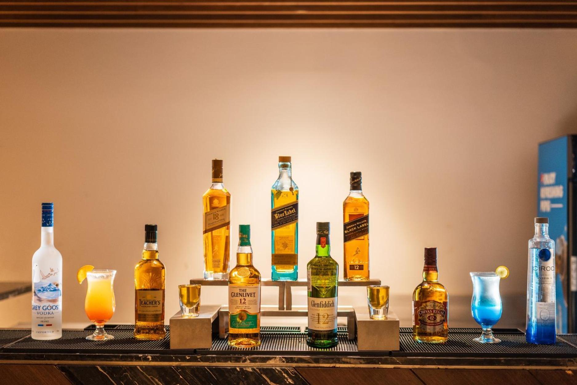 De Mandarin Hotel Goa Candolim Kültér fotó