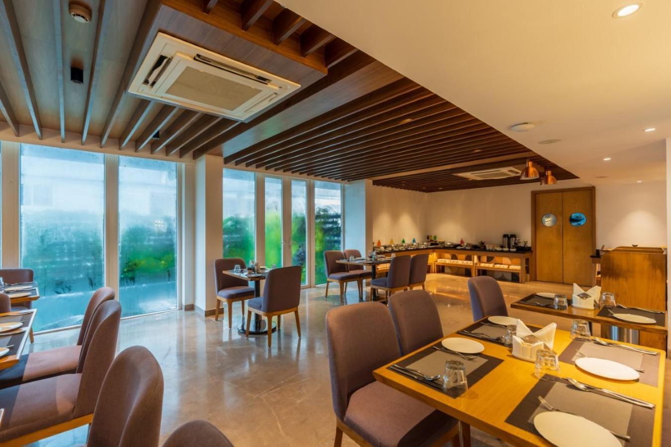 De Mandarin Hotel Goa Candolim Kültér fotó