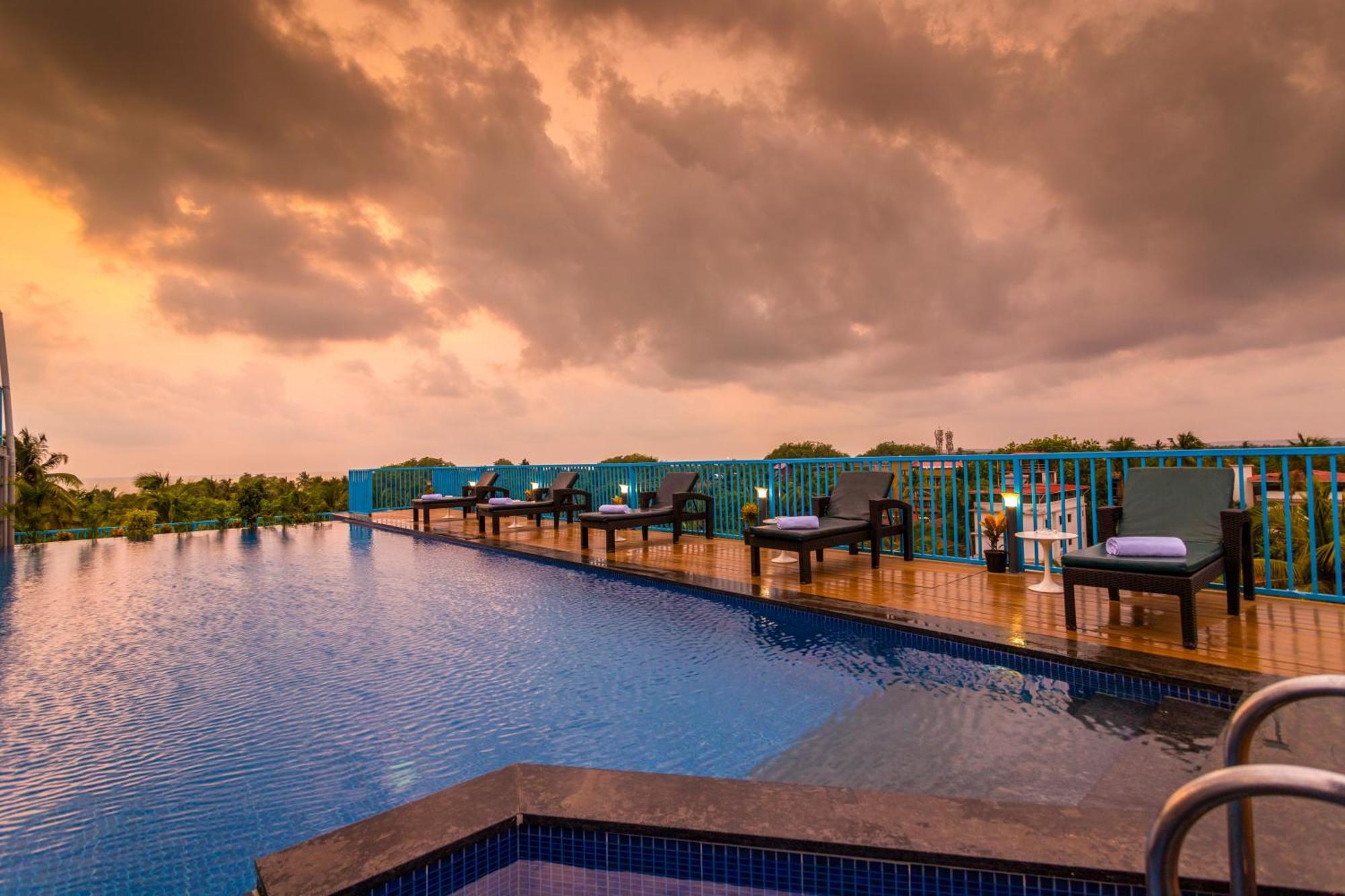 De Mandarin Hotel Goa Candolim Kültér fotó